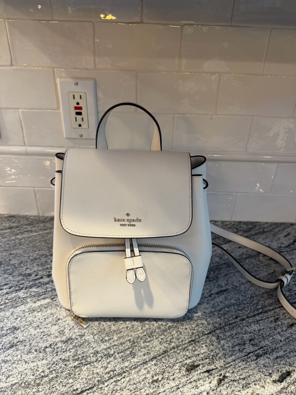 Kate Spade New York Kristi Medium Flap Backpack Grain Leather